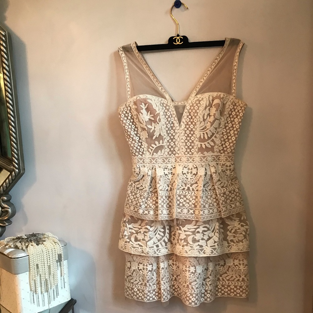 BCBG LACE DRESS